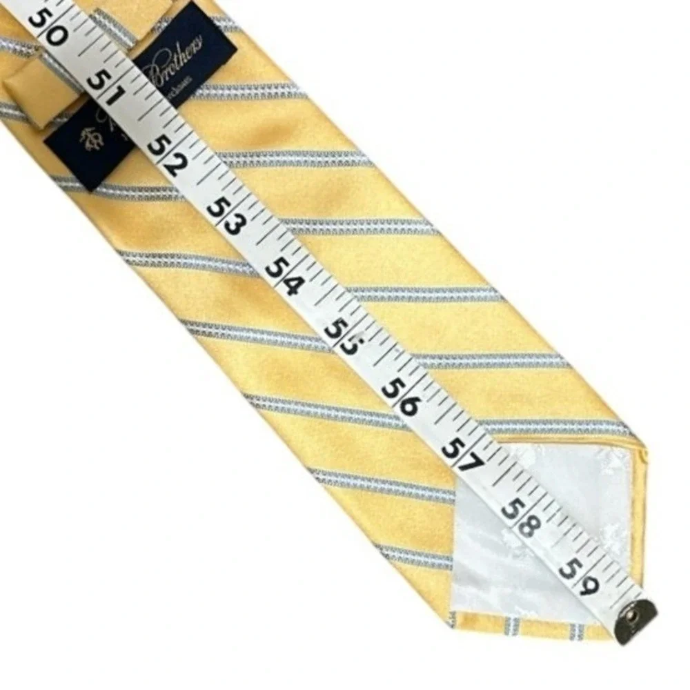 Brooks Brothers Makers and Merchants Necktie Mens Yellow Blue Stripe Silk USA